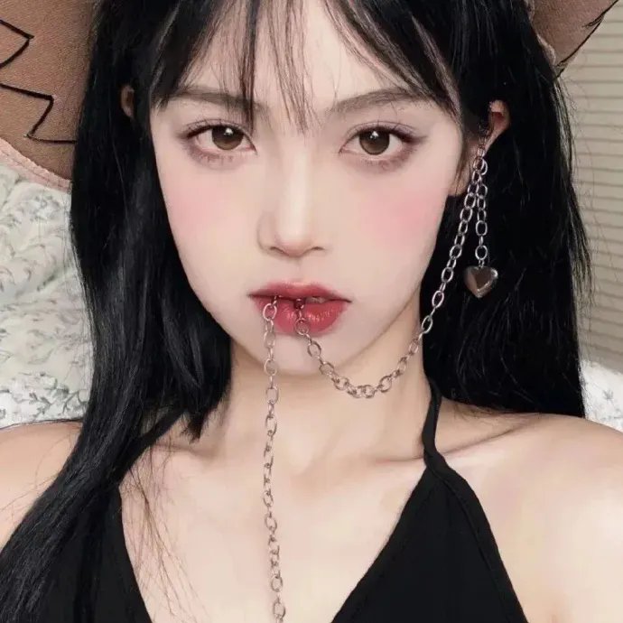 假扮姑婆